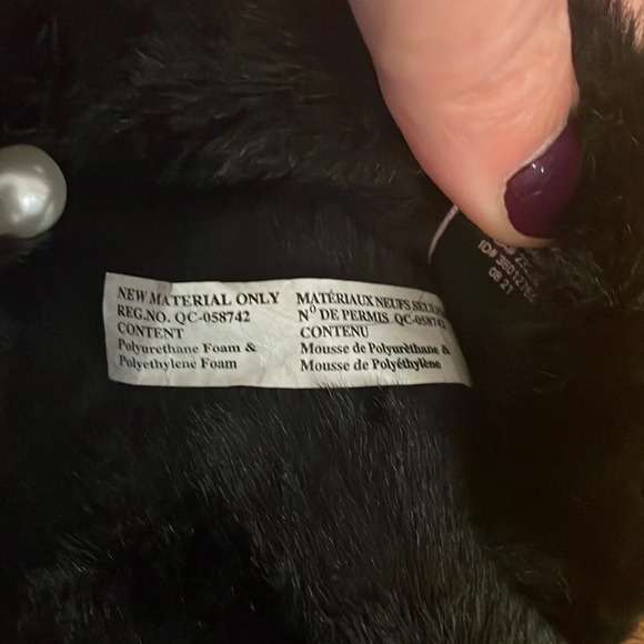 Victoria’s Secret Women’s Slippers Black Slides Faux Fur Pearl Accent Large 9/10 - Picture 8 of 8